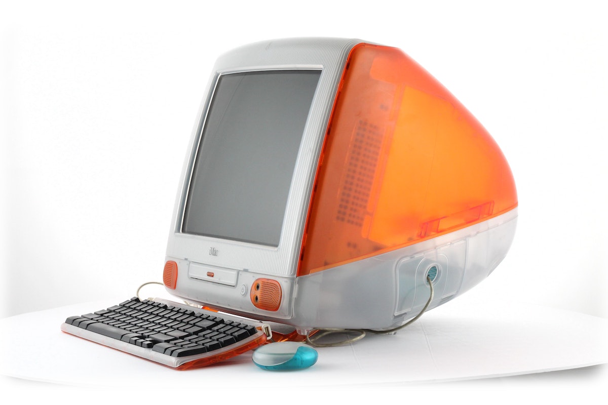 Apple iMac G3 – BlackUpp