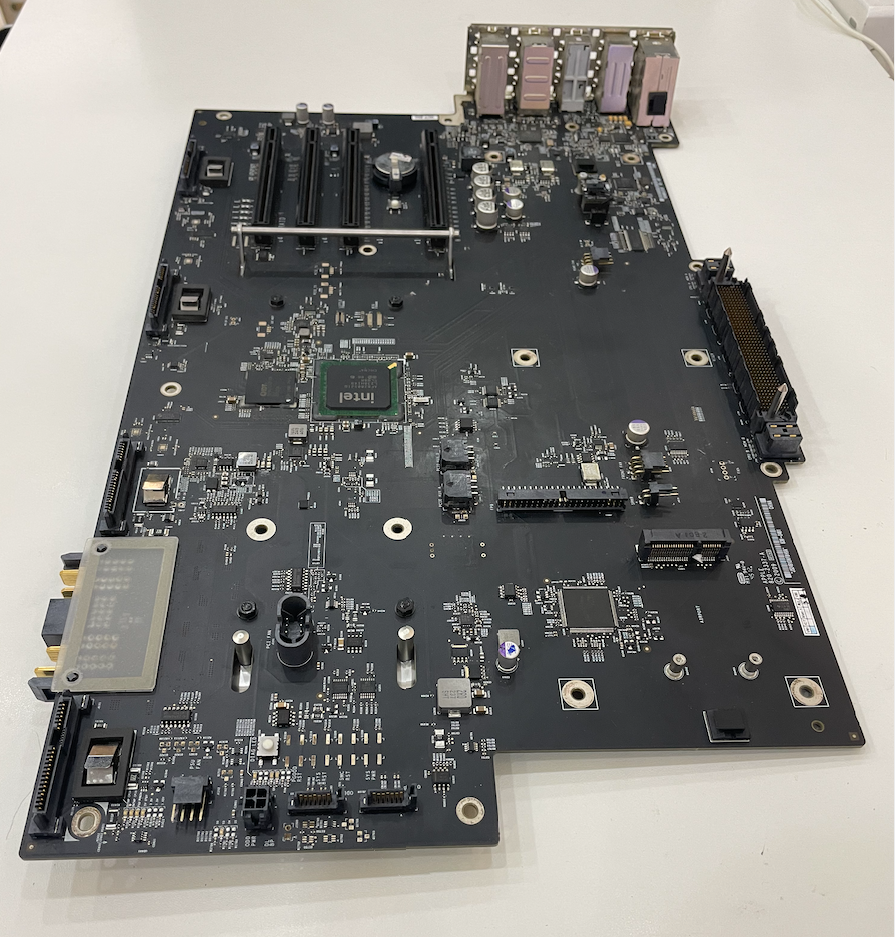 LOGIC BOARD ( Placa Mãe ) Mac Pro (2010, 2011 E 2012)